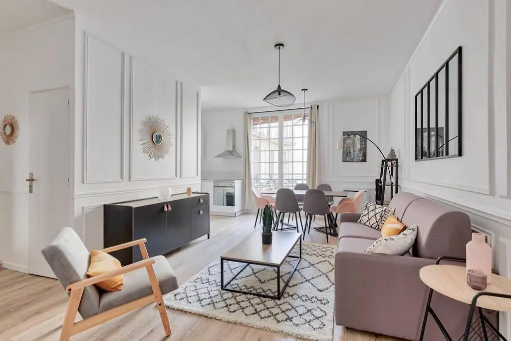 Cocooning Appartment Near Champs-Elysee 巴黎 法国