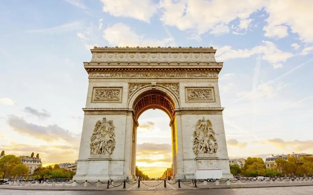 Cocooning Appartment Near Champs-Elysee 巴黎 法国